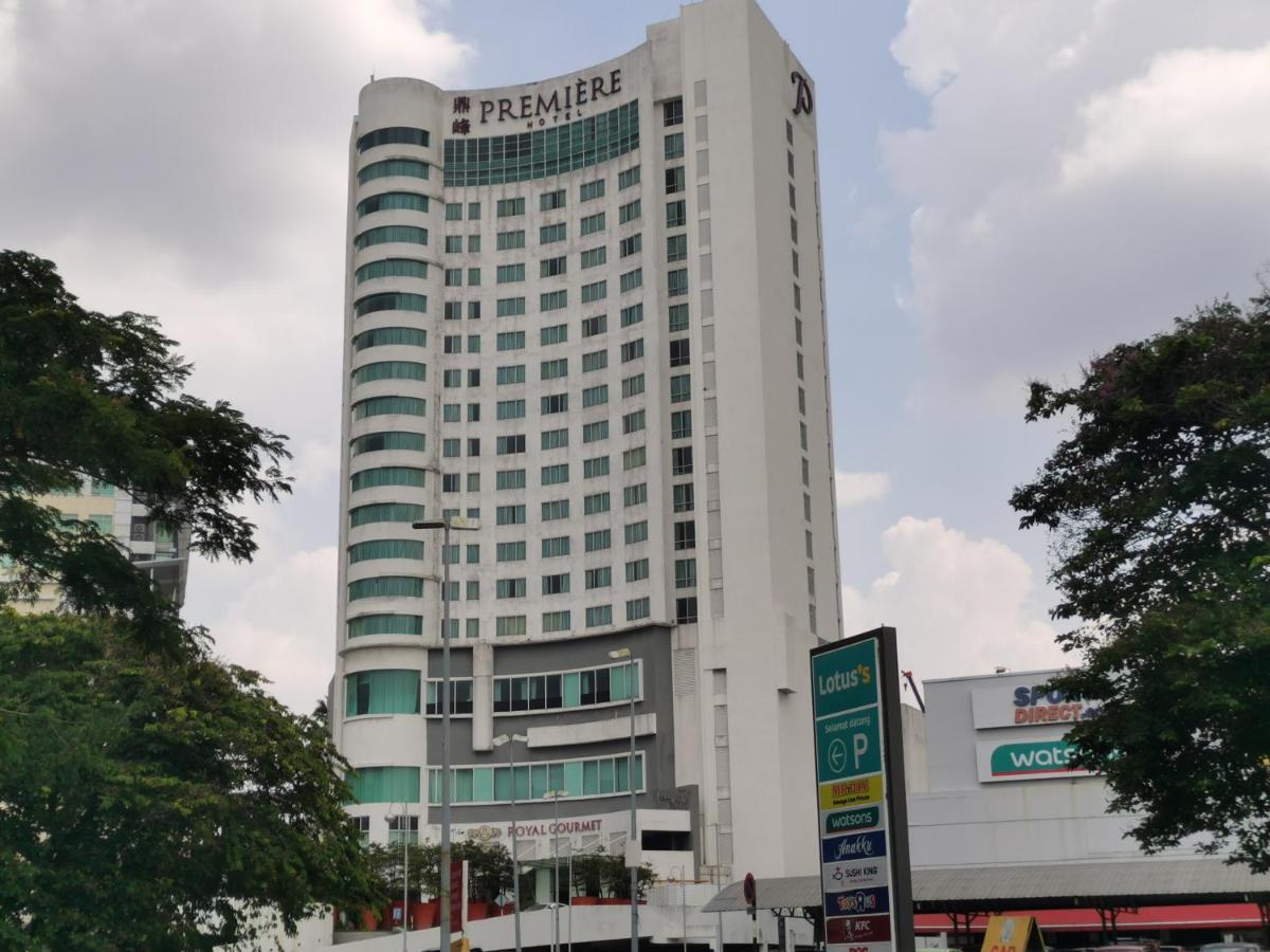 Bbt Double Storey Balcony Bukit Tinggi Home Klang Exterior foto